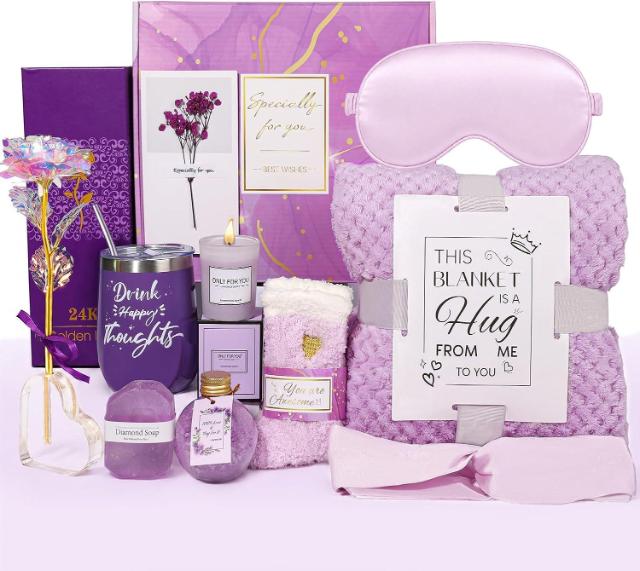 Women's 11-piece pampering gift set – wholesale lot
